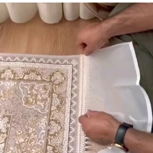 محافظ ریشه فرش حریر